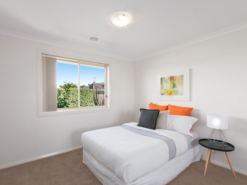 56 Macfarlane Burnet Avenue, Macgregor ACT 2615