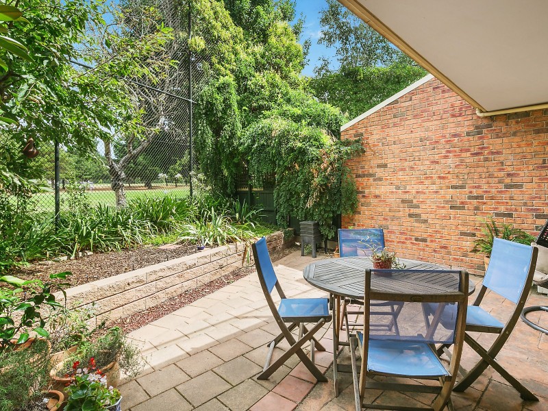 68/44 Jerrabomberra Avenue, Narrabundah ACT 2604