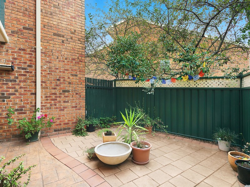 68/44 Jerrabomberra Avenue, Narrabundah ACT 2604