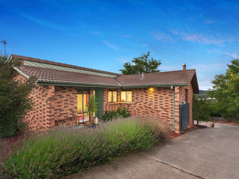 13 Cochrane Crescent, Theodore ACT 2905