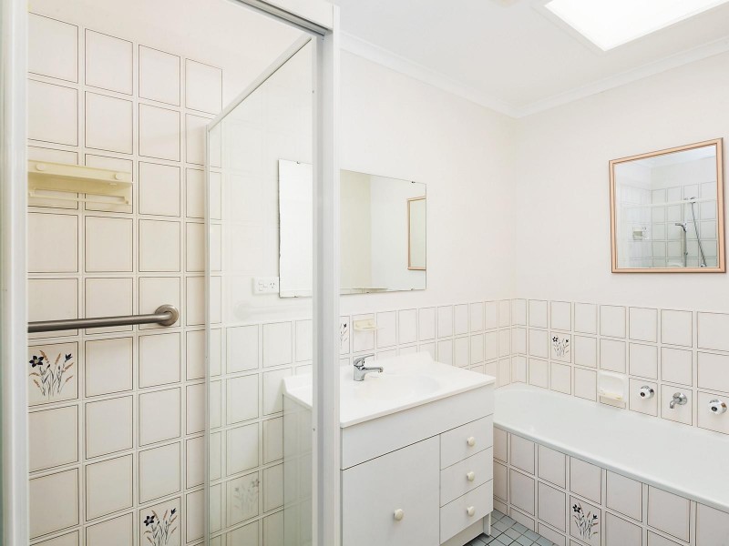 23 Ringrose Crescent, Isaacs ACT 2607