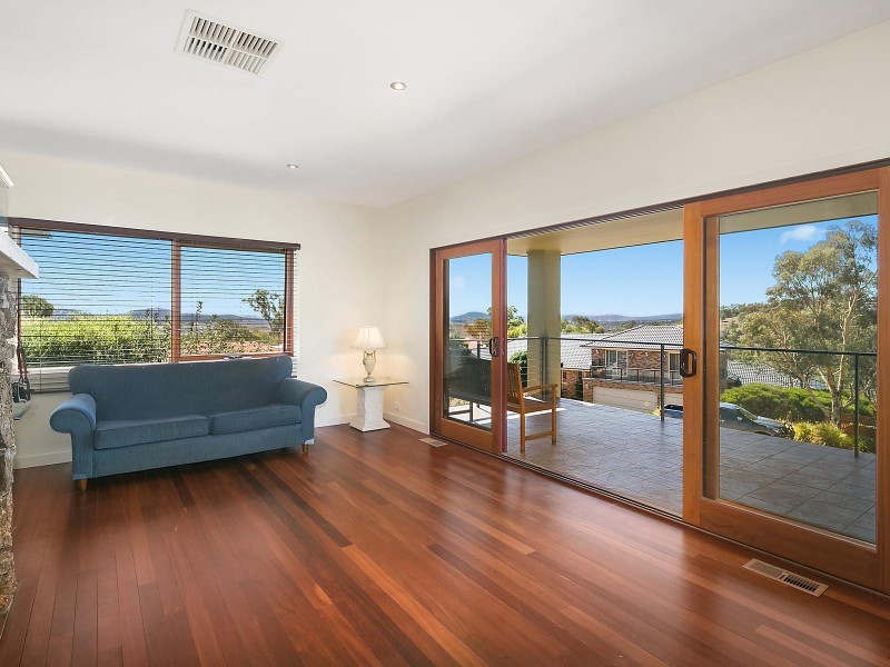 4 Aspen Rise, Jerrabomberra NSW 2619