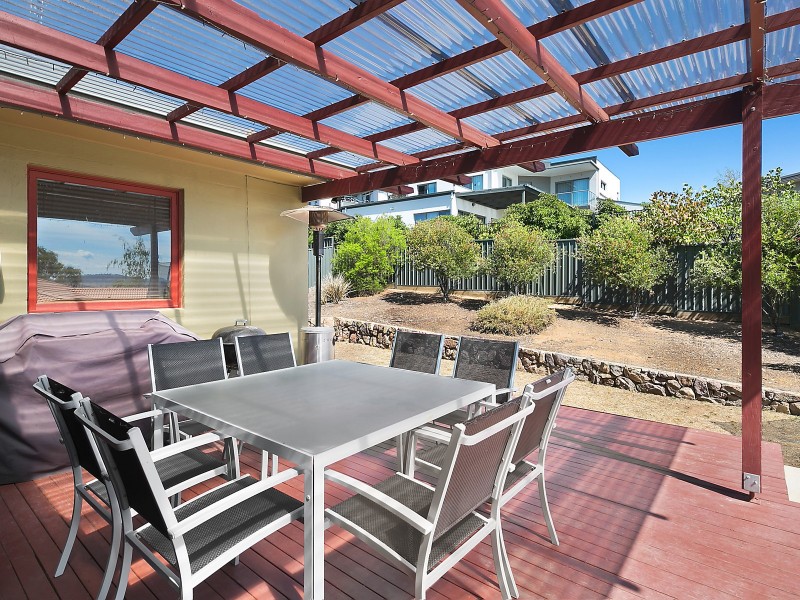 4 Aspen Rise, Jerrabomberra NSW 2619