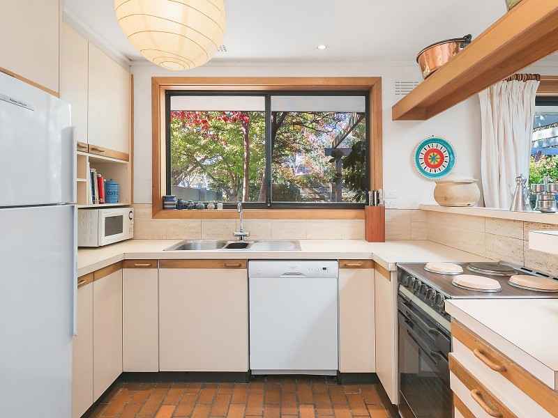 71 Ainsworth Street, Mawson ACT 2607