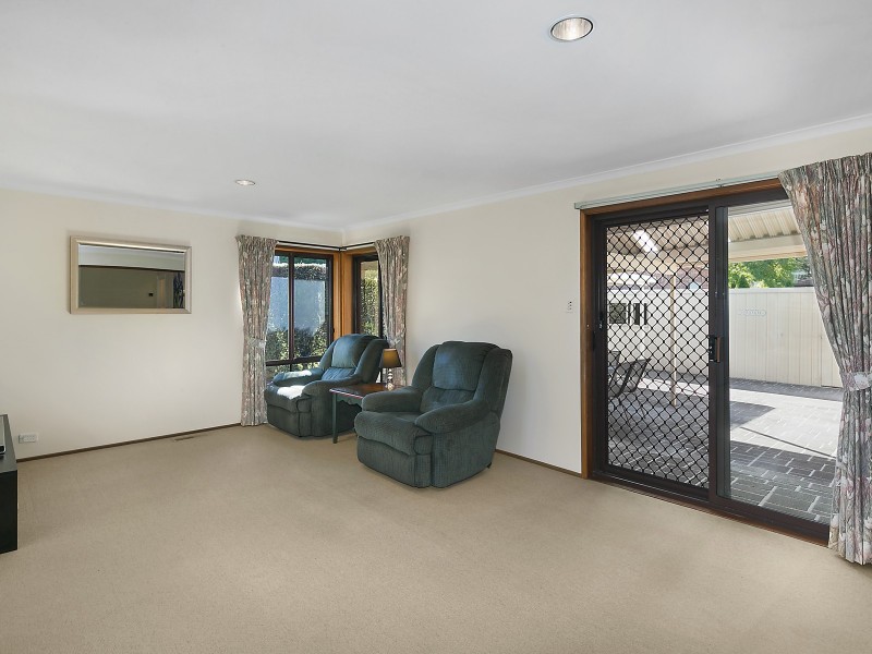 4 Whitfeld Street, Monash ACT 2904