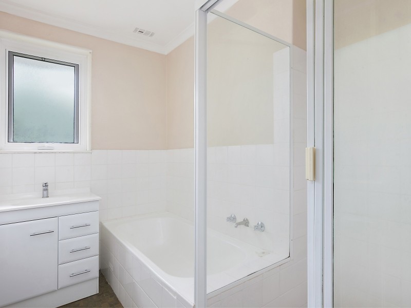 2 Pasco Street, Mawson ACT 2607