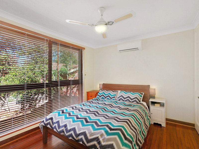 51 De Graaff Street, Holder ACT 2611