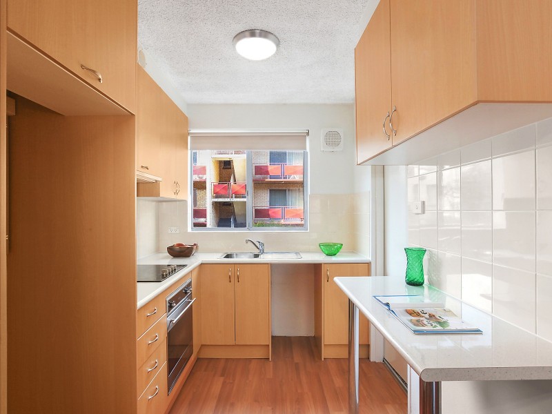 16/48 Trinculo Place, Queanbeyan NSW 2620