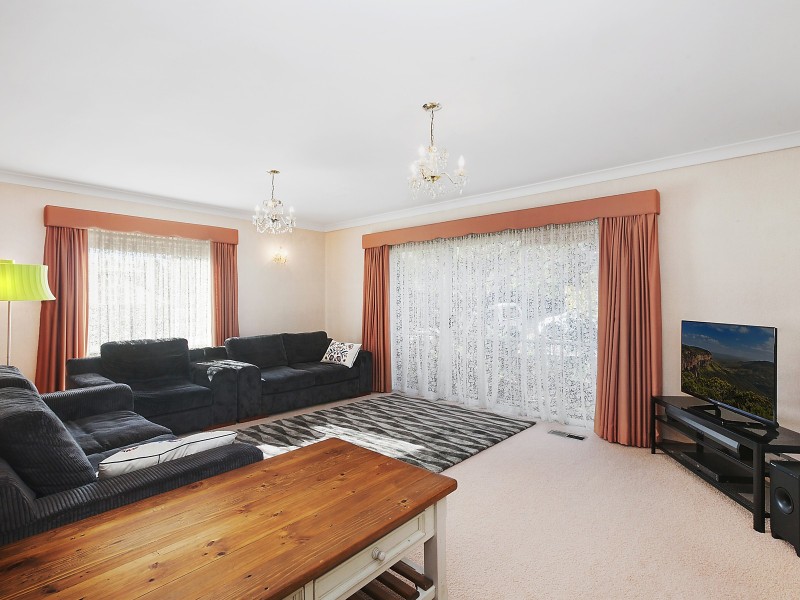 10 Bamford Street, Hughes ACT 2605