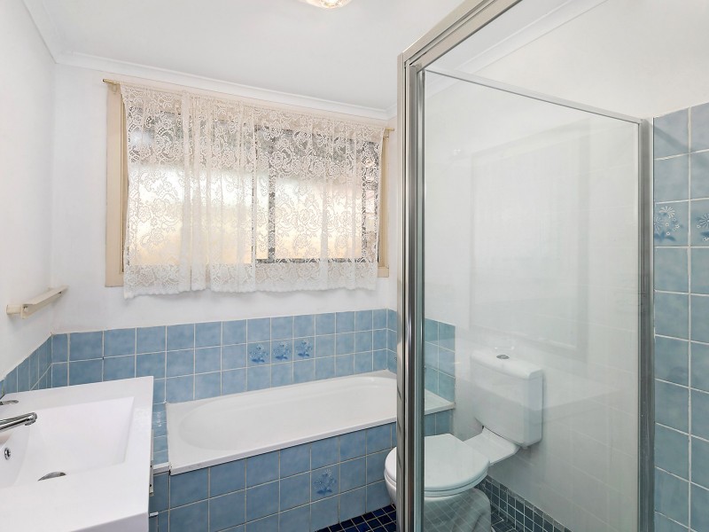 14 Sassafras Crescent, Queanbeyan NSW 2620