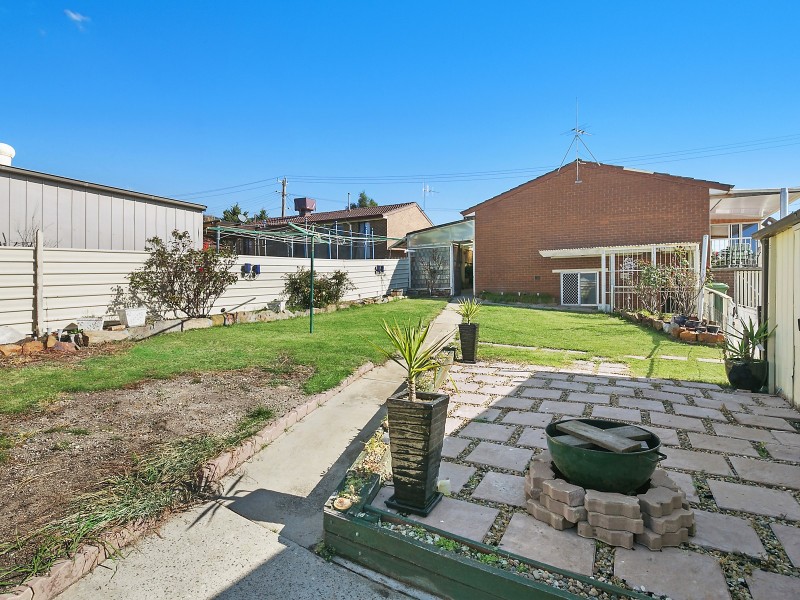 14 Sassafras Crescent, Queanbeyan NSW 2620