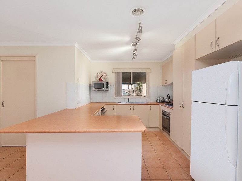 19 Clem Hill Street, Gordon ACT 2906