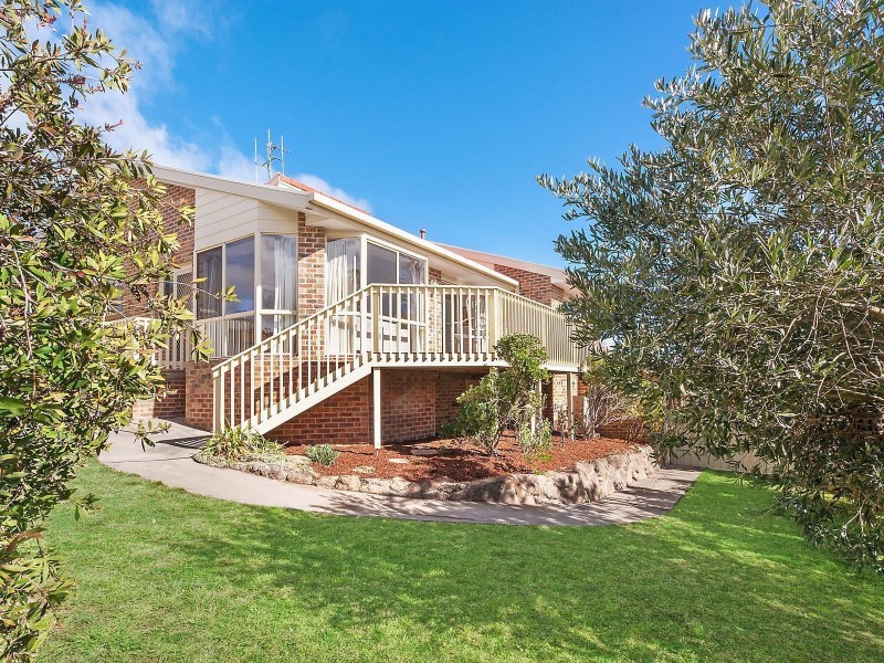 27 Emery Crescent, Queanbeyan NSW 2620