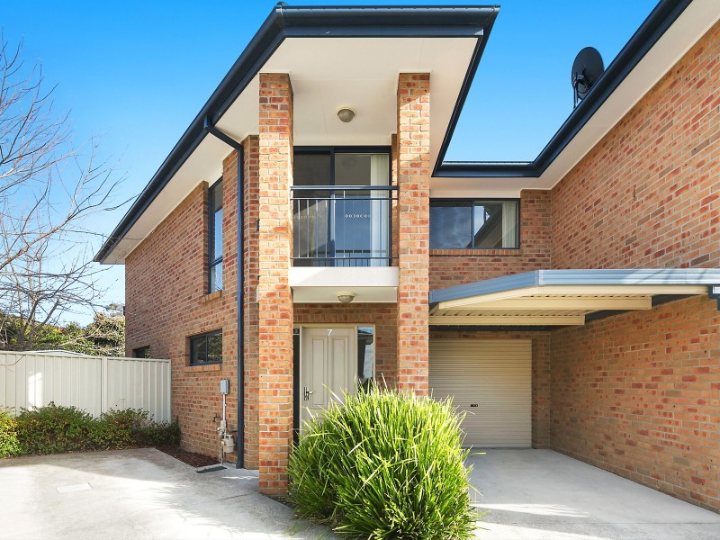 7/19 Donald Road, Queanbeyan NSW 2620