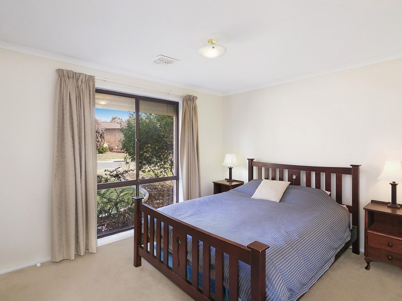 27 Phillipson Crescent, Calwell ACT 2905