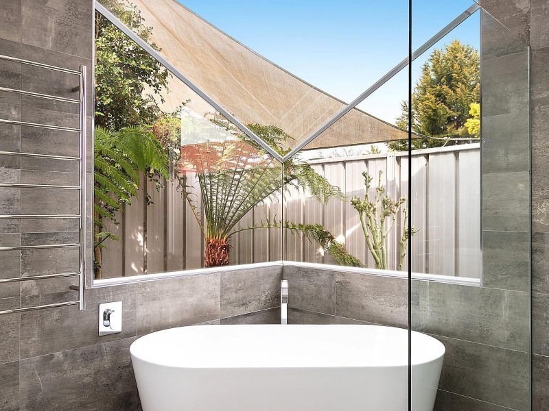 8 Carolyn Jackson Drive, Jerrabomberra NSW 2619