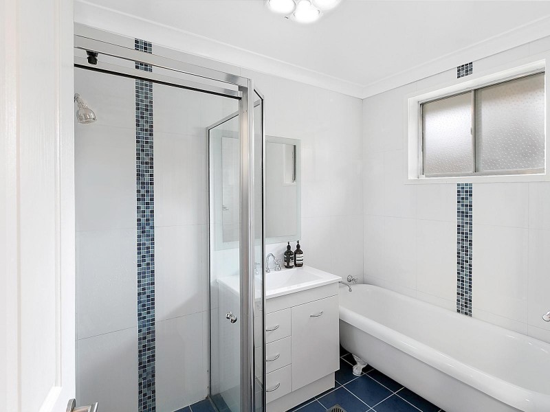 4 Burnie Street, Lyons ACT 2606