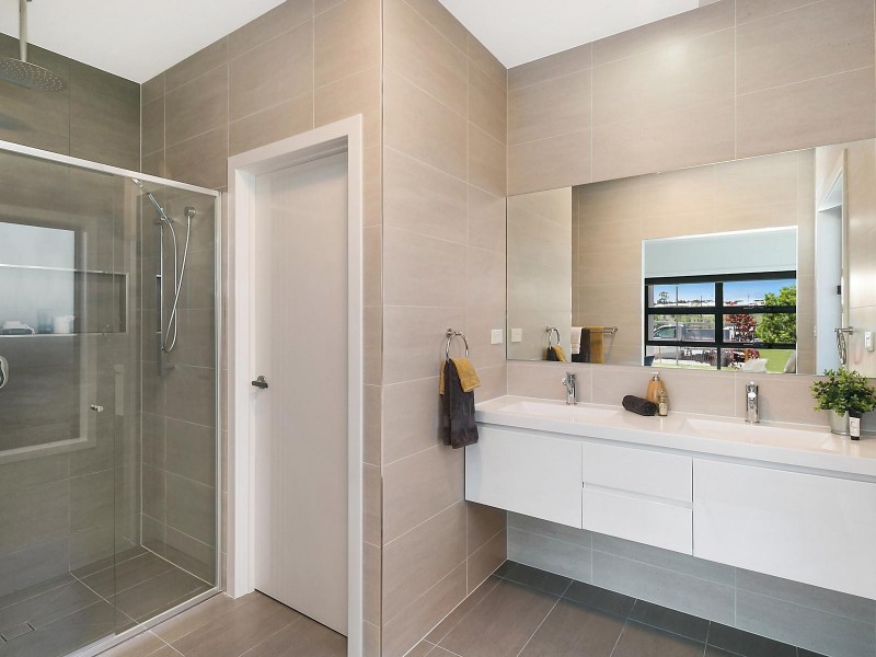 22 Mclean Street, Googong NSW 2620