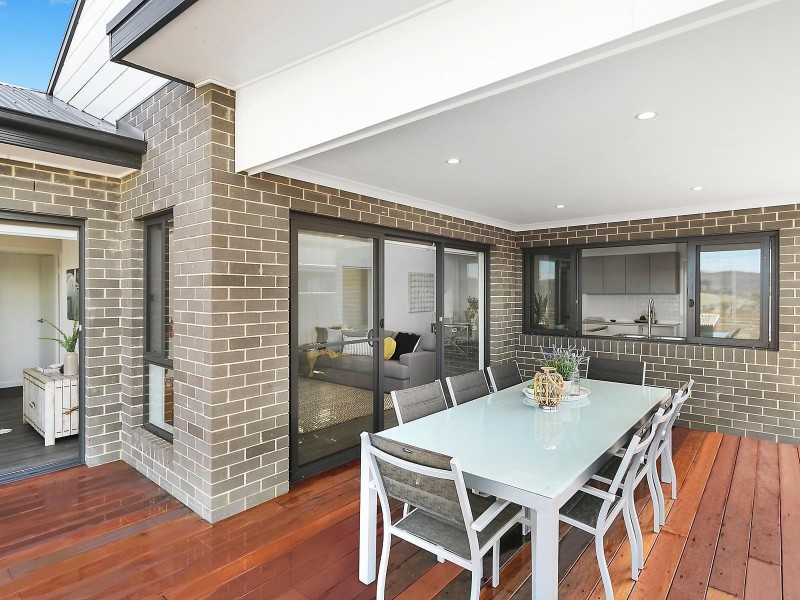 22 Mclean Street, Googong NSW 2620