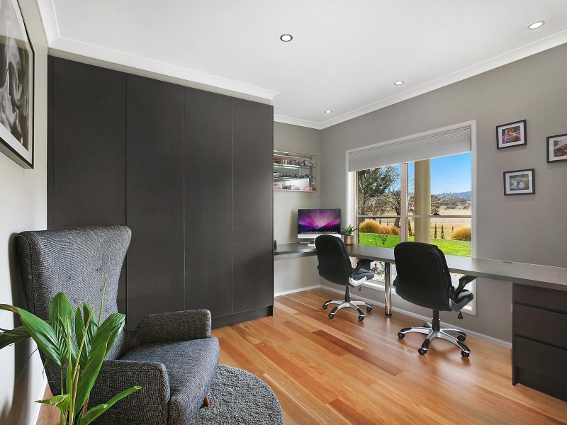 14 O’Malley Place, Googong NSW 2620