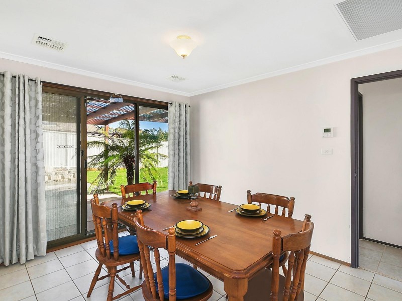 6 Henry Melville Crescent, Gilmore ACT 2905