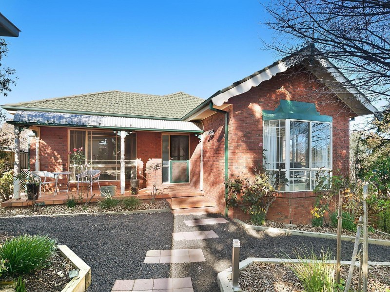 10 Hazlitt Glade, Gordon ACT 2906