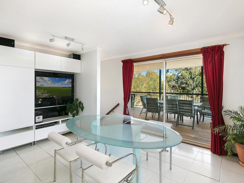 10 Hazlitt Glade, Gordon ACT 2906