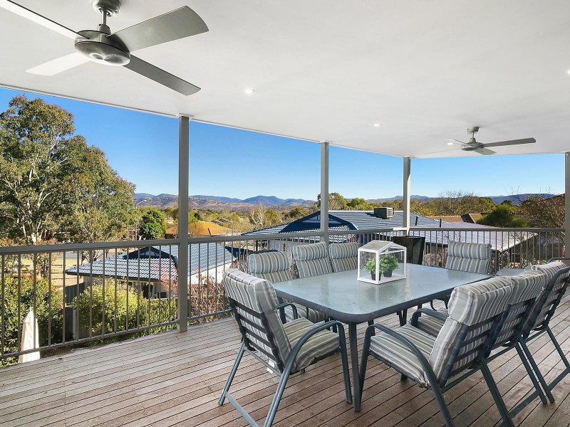 10 Hazlitt Glade, Gordon ACT 2906