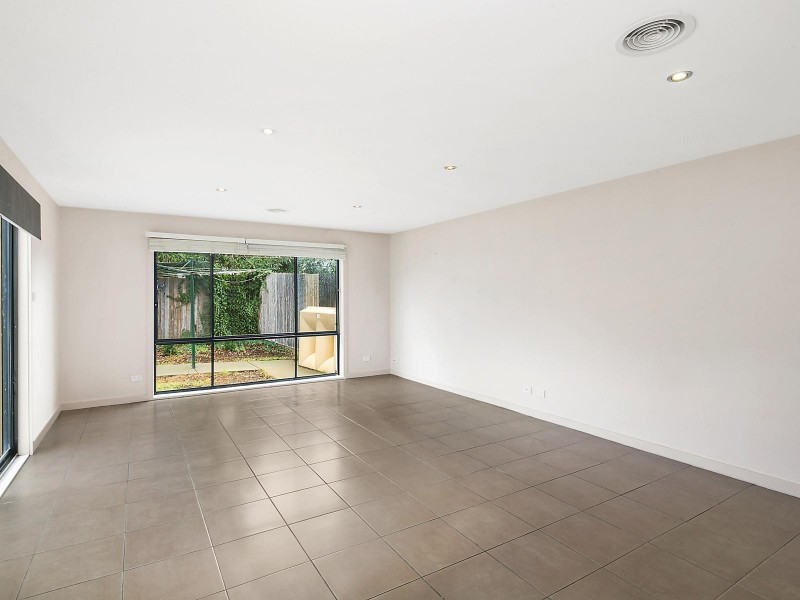 93 Chuculba Crescent, Giralang ACT 2617