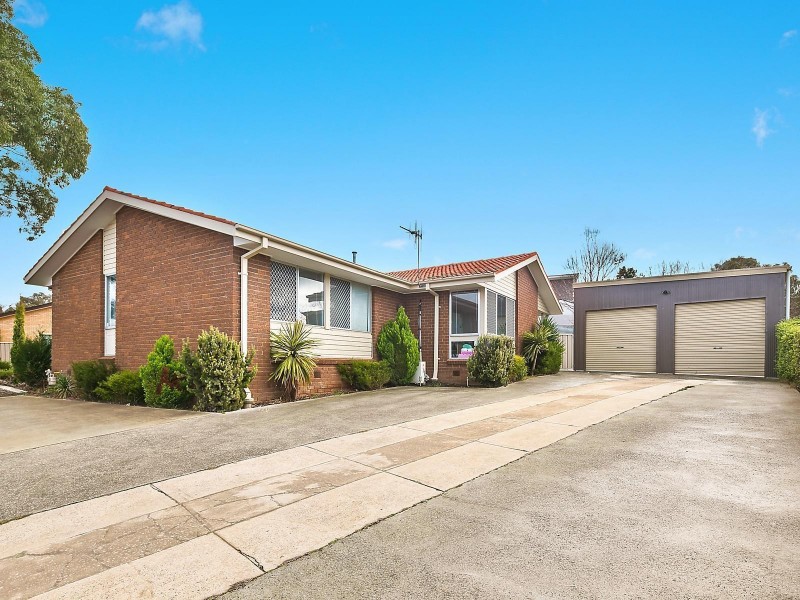 93 Chuculba Crescent, Giralang ACT 2617
