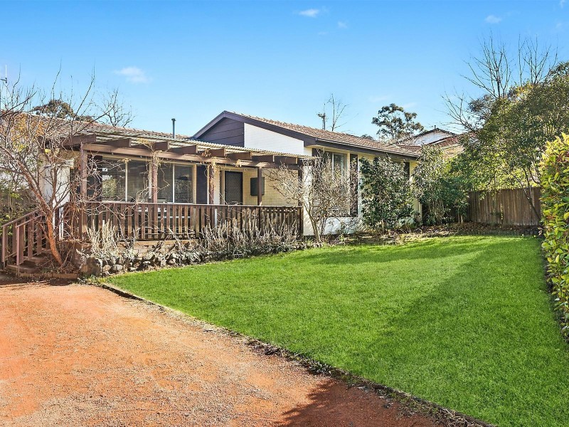 3 Lelta Place, Giralang ACT 2617