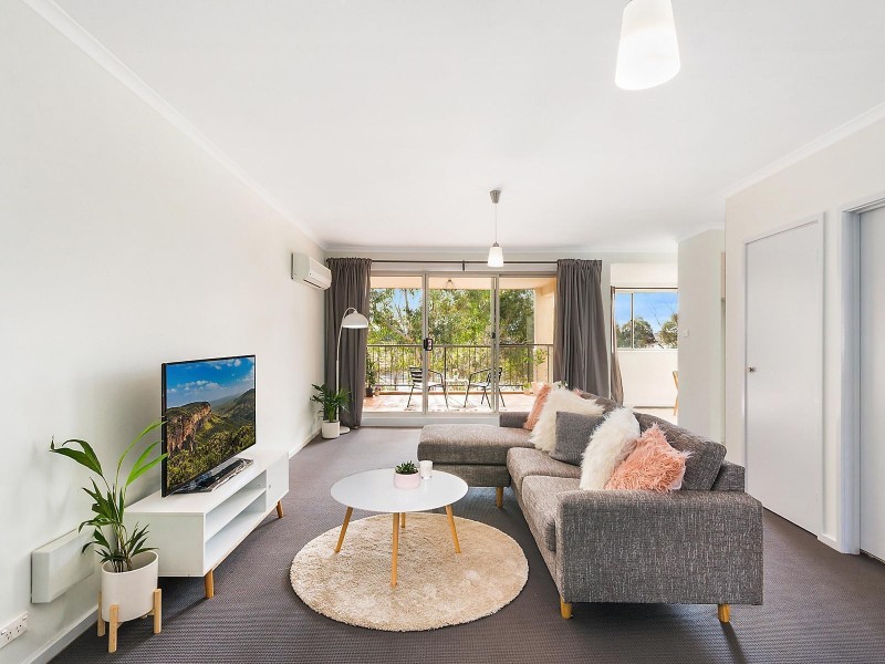 57/20 Federal Highway, Watson ACT 2602