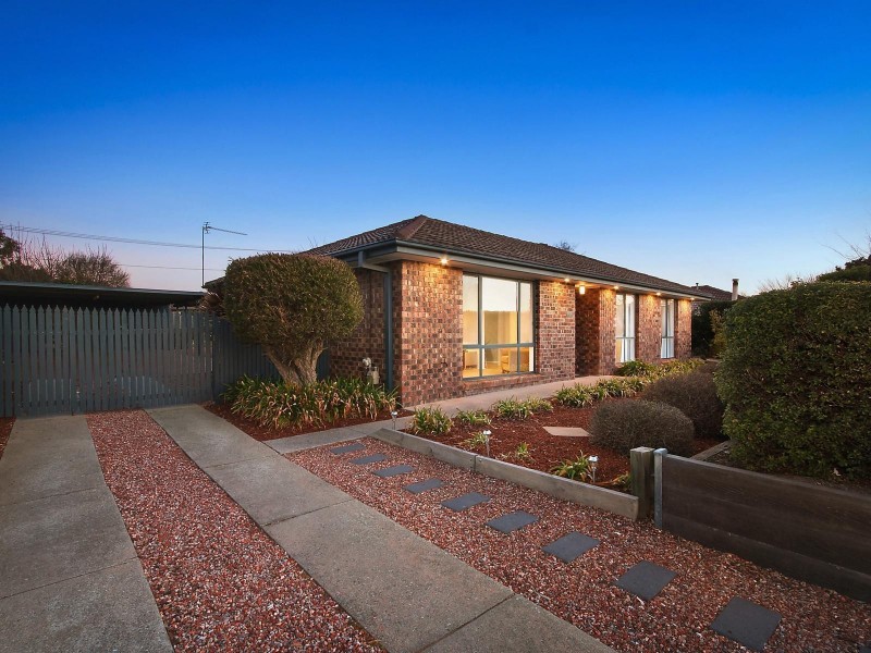 12 Heagney Crescent, Chisholm ACT 2905