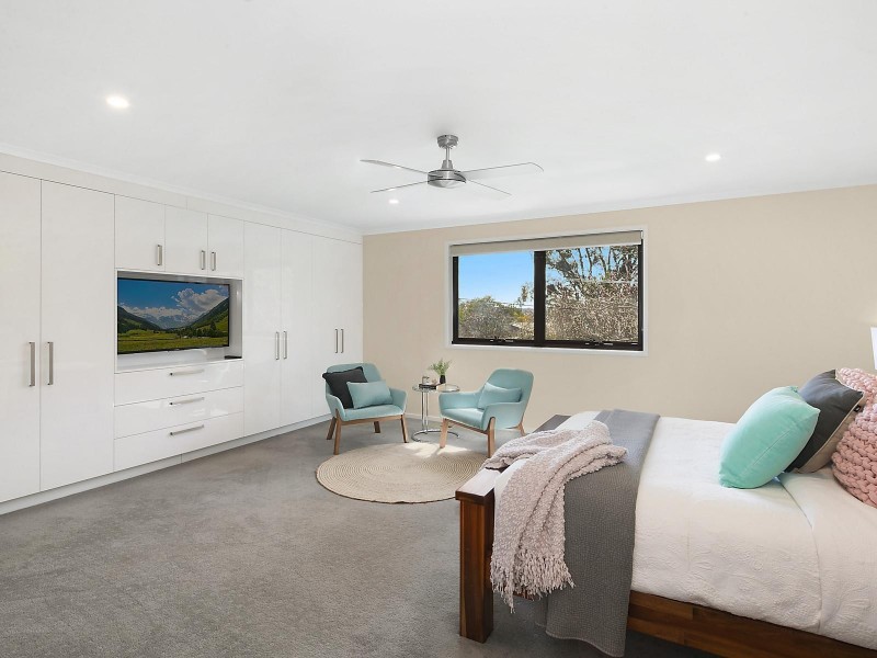 74 Learmonth Drive, Kambah ACT 2902