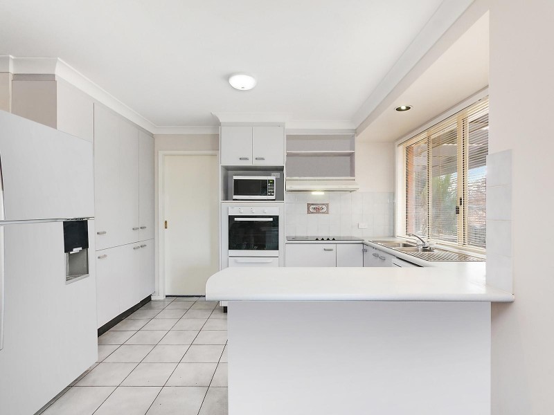 100 Lewis Luxton Avenue, Gordon ACT 2906