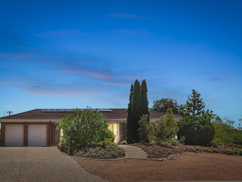 38 Johnstone Circuit, Calwell ACT 2905