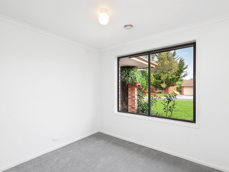 2 Hyatt Place, Calwell ACT 2905