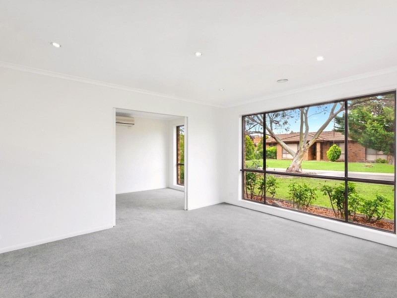2 Hyatt Place, Calwell ACT 2905