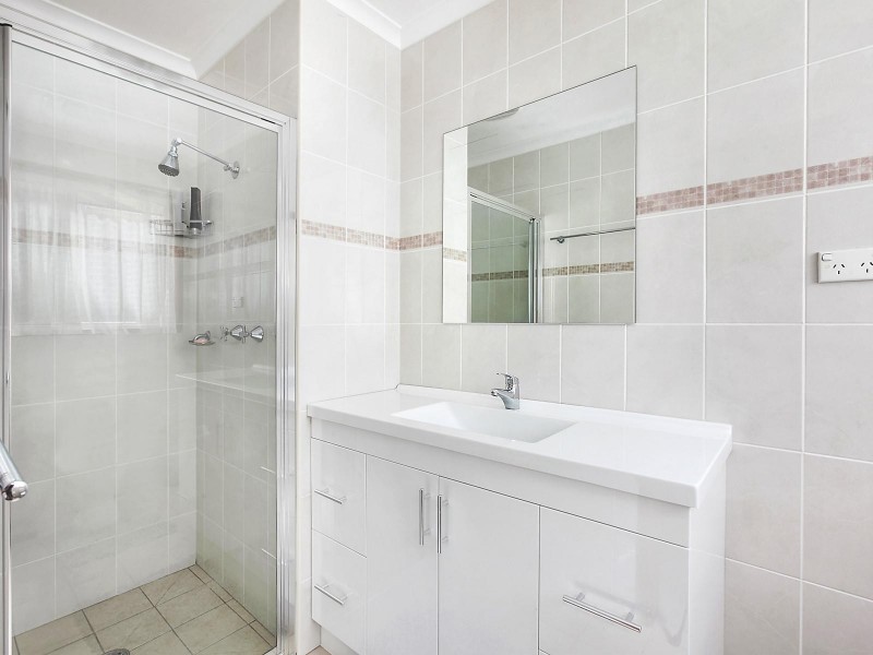 2/1 John Young Crescent, Greenway ACT 2900