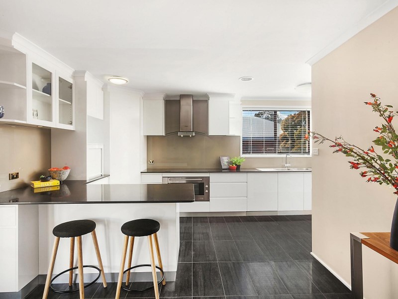 18 Castleton Crescent, Gowrie ACT 2904