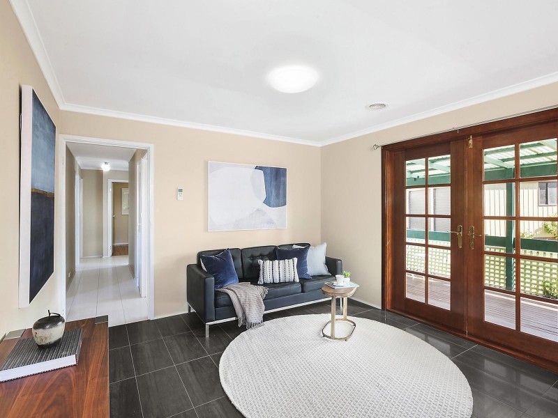 18 Castleton Crescent, Gowrie ACT 2904