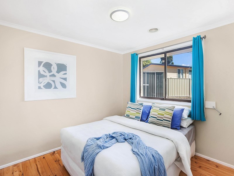 18 Castleton Crescent, Gowrie ACT 2904
