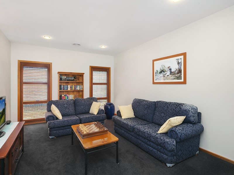 11 Casilda Street, Harrison ACT 2914