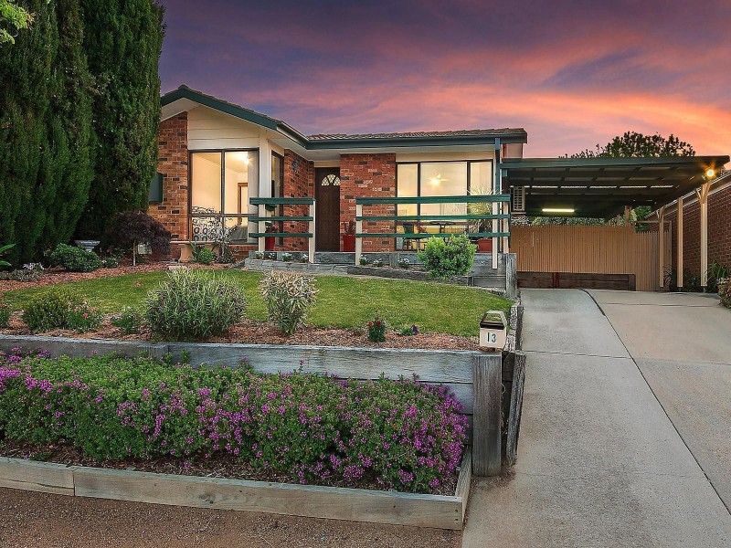 13 Schofield Place, Gordon ACT 2906