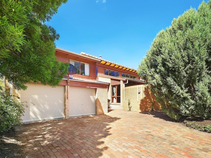 7 Hardie Close, Macarthur ACT 2904