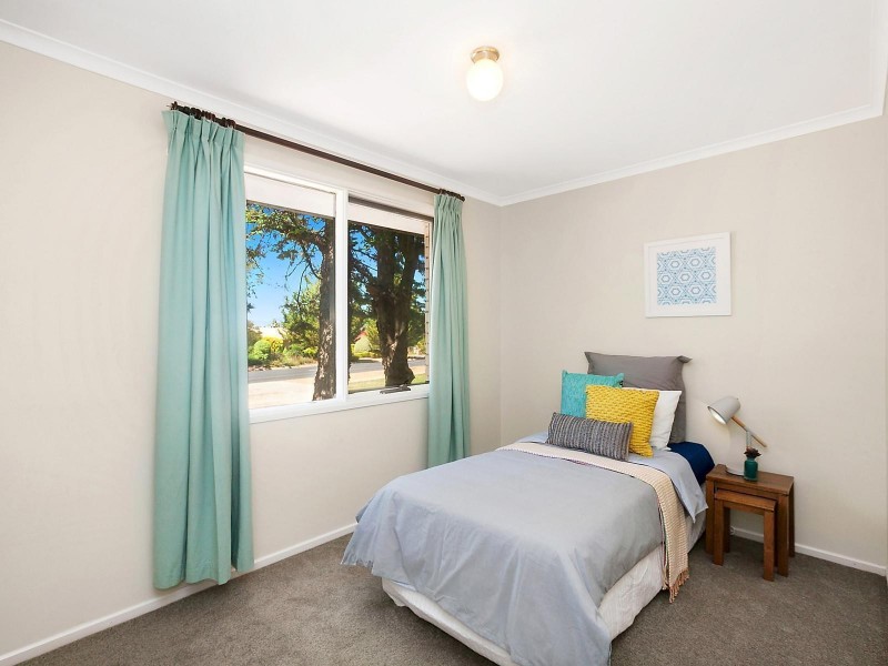 100 Clive Steele Avenue, Monash ACT 2904