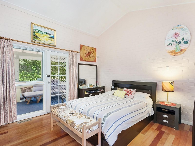 8 Thorn Place, Curtin ACT 2605