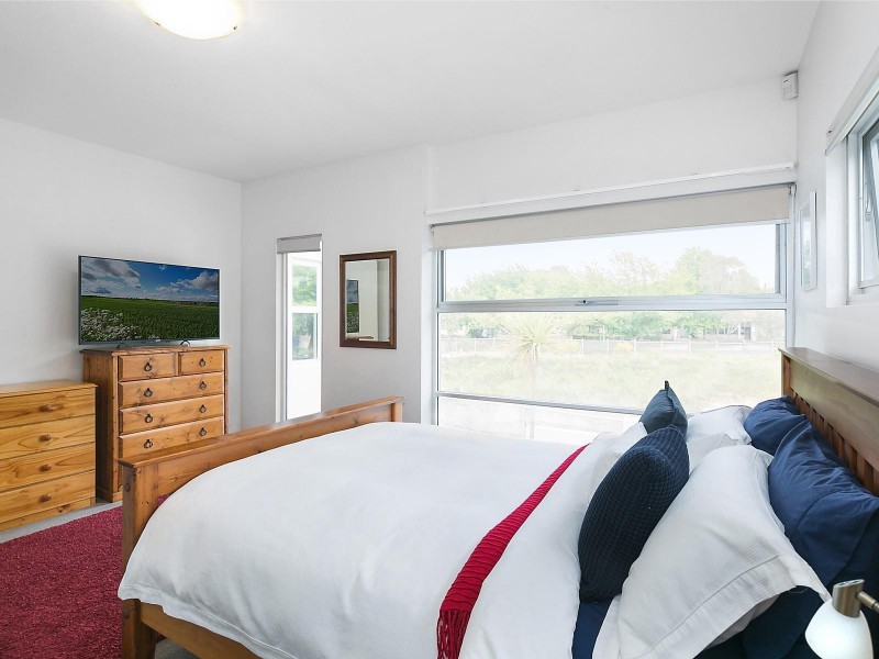 1/6 Hall Street, Lyneham ACT 2602