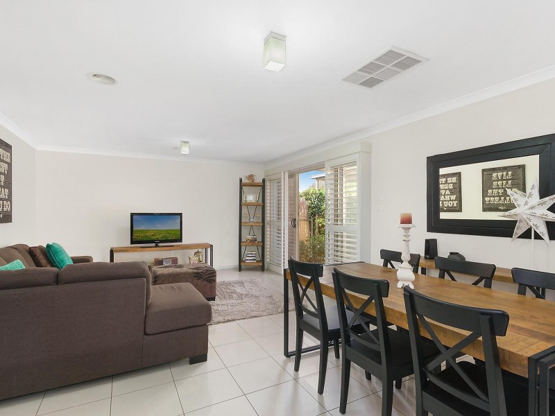 9/1 Templestowe Avenue, Conder ACT 2906