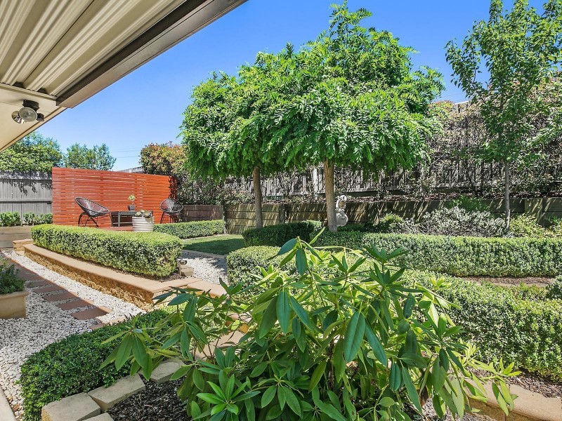 26 Pannamena Crescent, Jerrabomberra NSW 2619